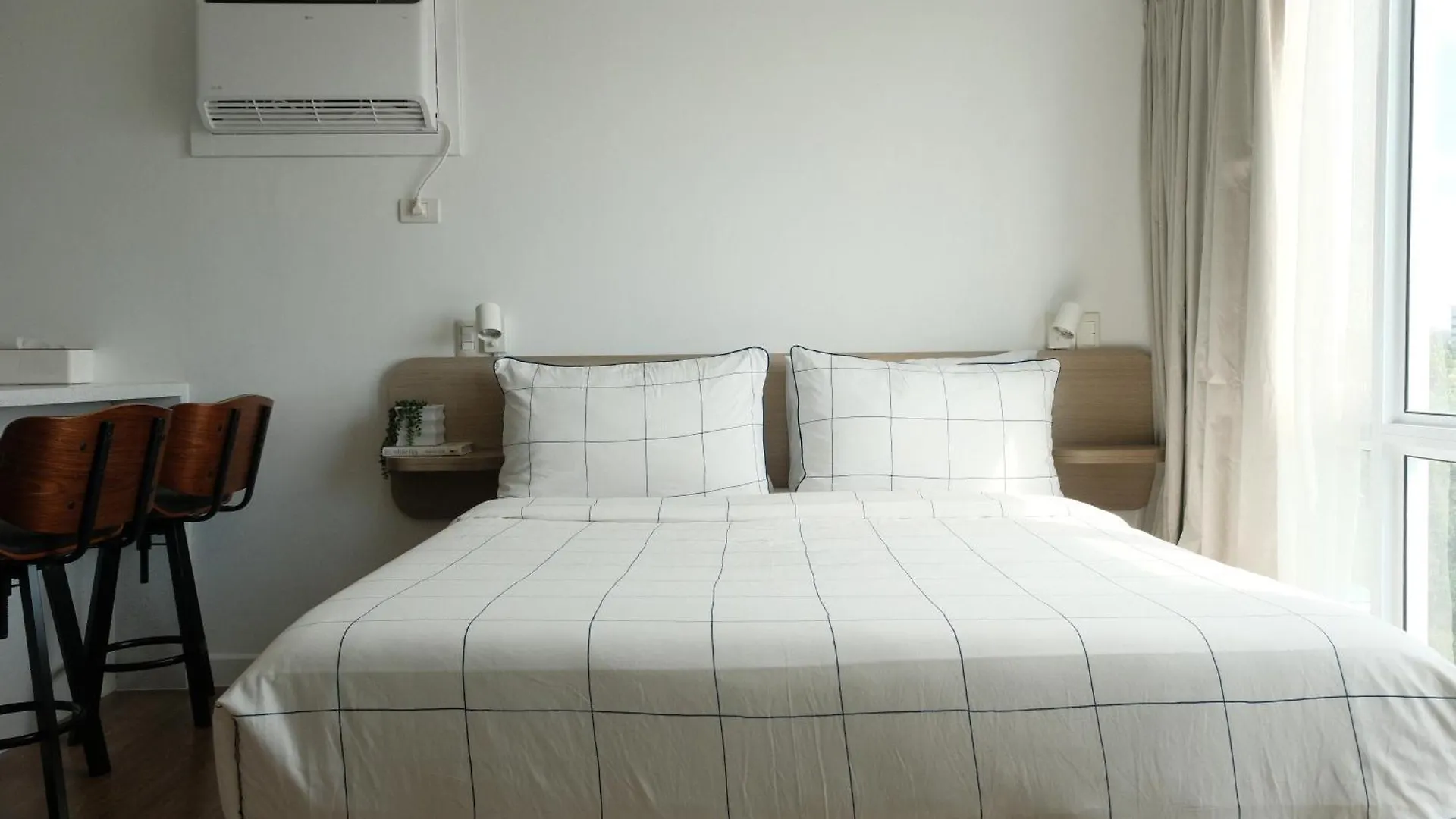 Very Demure, Very Spacious Studio Abreeza Place Davao City 0*,